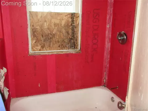 Bath - 4016 Circle Dr, Flint, MI 48507 photo 1 of 1