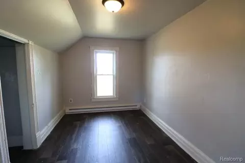 Bedroom - 6577 E Deckerville Rd, Novesta, MI 48729 photo 6 of 6