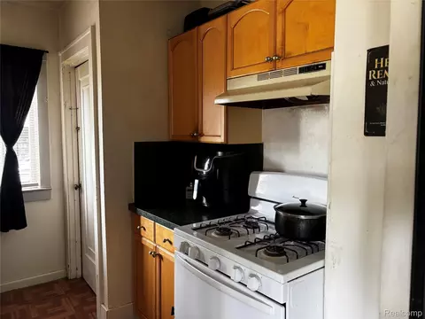 4001 Fleming Rd, Flint, MI 48504 photo 5
