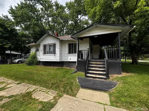 4001 Fleming Rd, Flint, MI 48504 photo 2