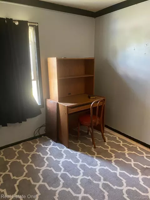 Bedroom - 3565 Niagara St, Wayne, MI 48184 photo 2 of 2