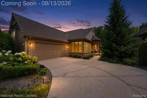 13648 Eaton Dr, Plymouth, MI 48170