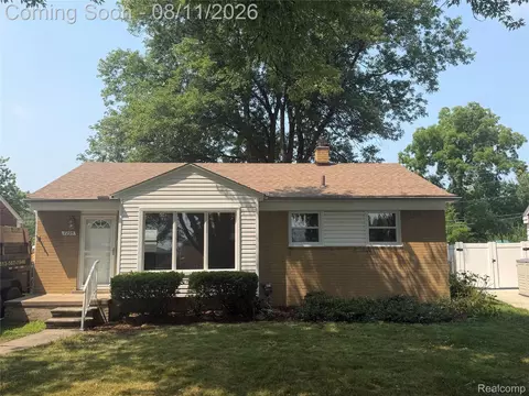 7295 W Frumin Ct, Westland, MI 48185