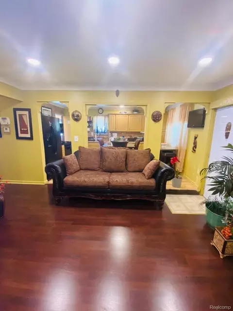 Other - 24775 Cunningham Ave, Warren, MI 48091 photo 9 of 13