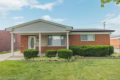 1573 Westbrook Dr, Madison Heights, MI 48071
