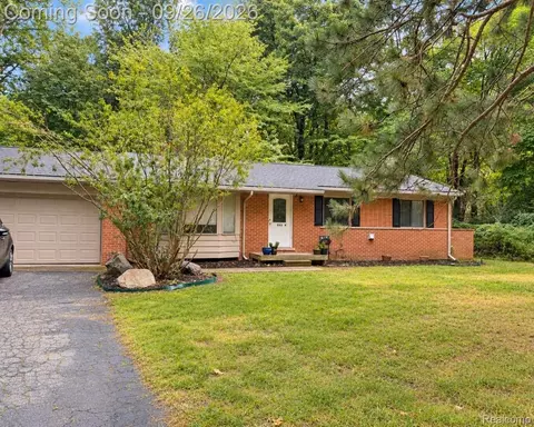 25263 Muerland Rd, Southfield, MI 48033