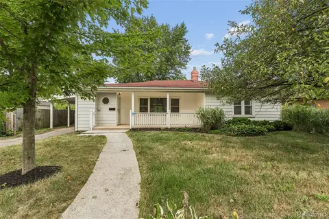 59 N Lynn Ave, Waterford, MI 48328