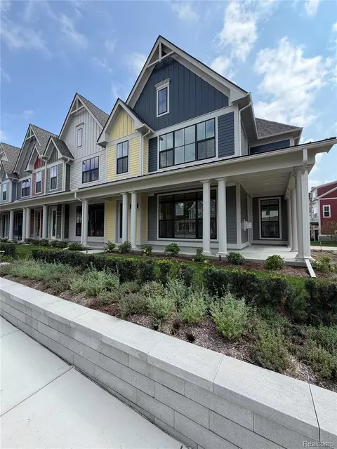 407 S Center St #29, Northville, MI 48167