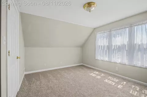 Bedroom - 473 Calvin Ave, Grosse Pointe Farms, MI 48236 photo 4 of 5