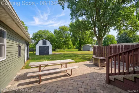 Exterior - 7057 Kessling St, Davison, MI 48423 photo 4 of 4