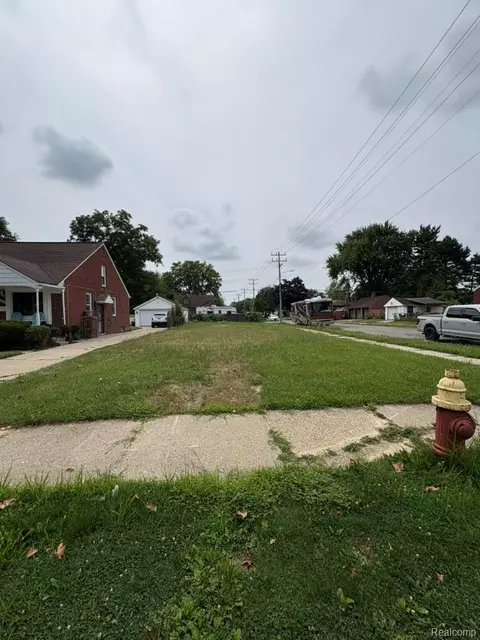 14100 Edmore Dr, Detroit, MI 48205