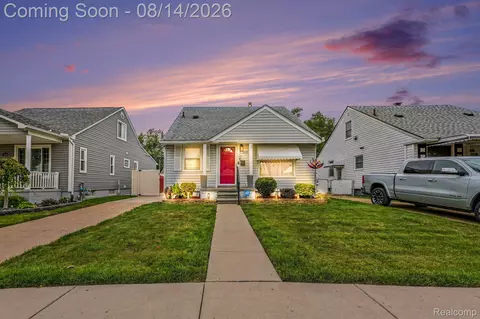 2090 Leblanc St, Lincoln Park, MI 48146