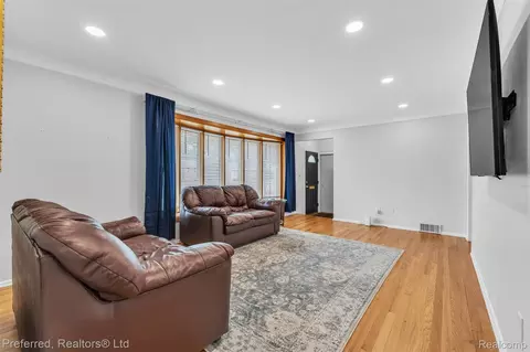 Other - 3177 Treadwell St, Wayne, MI 48184 photo 4 of 17