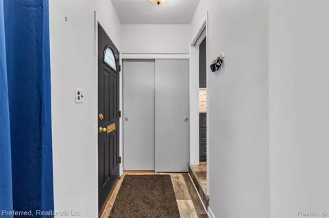 Entry Way - 3177 Treadwell St, Wayne, MI 48184 photo 1 of 1
