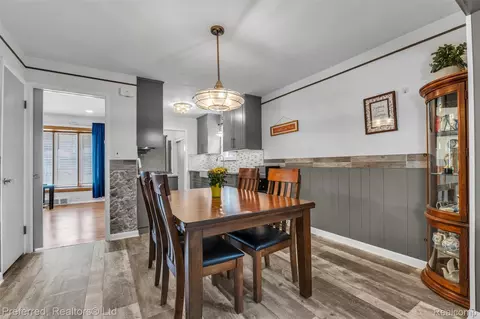 Dining - 3177 Treadwell St, Wayne, MI 48184 photo 3 of 3