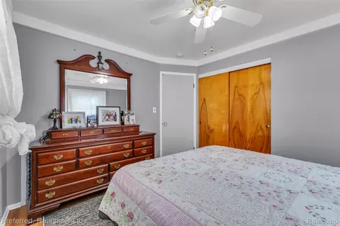 Bedroom - 3177 Treadwell St, Wayne, MI 48184 photo 2 of 5
