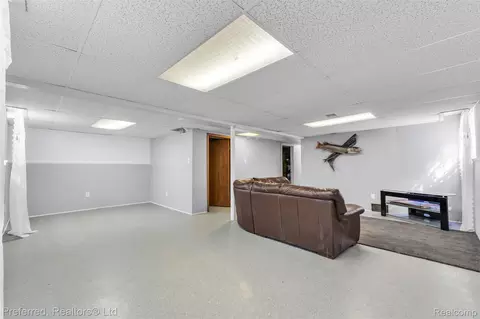 Other - 3177 Treadwell St, Wayne, MI 48184 photo 10 of 17