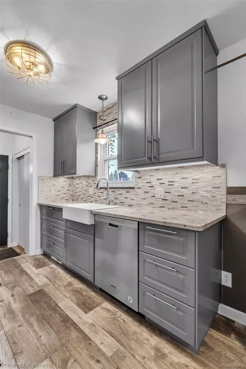 Kitchen - 3177 Treadwell St, Wayne, MI 48184 photo 4 of 5