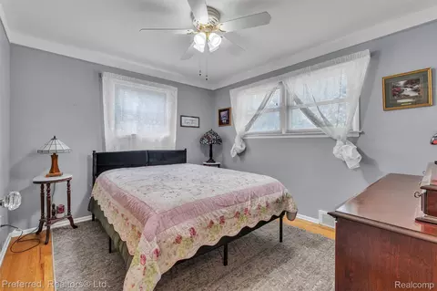 Bedroom - 3177 Treadwell St, Wayne, MI 48184 photo 1 of 5