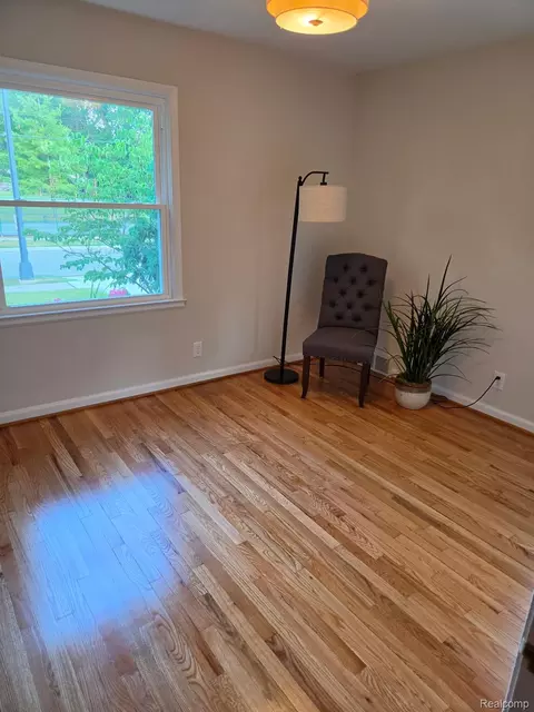Bedroom - 277 Beaupre Ave, Grosse Pointe Farms, MI 48236 photo 1 of 1