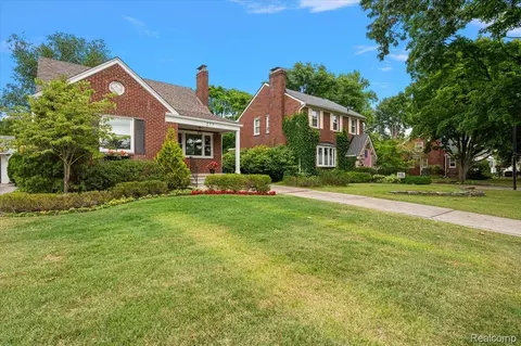 Other - 277 Beaupre Ave, Grosse Pointe Farms, MI 48236 photo 2 of 17