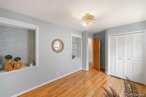 Bedroom - 277 Beaupre Ave, Grosse Pointe Farms, MI 48236 photo 1 of 5
