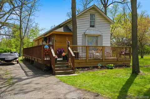 Other - 36553 Romulus Ave, Romulus, MI 48174 photo 1 of 6
