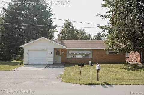 1035 Wadsworth St, East Tawas, MI 48730