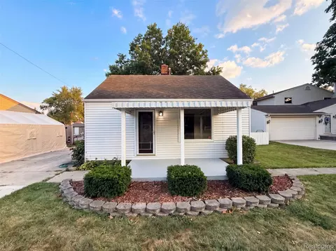 35115 University St, Westland, MI 48185