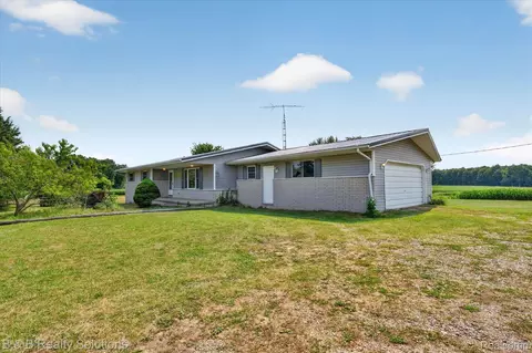 6605 Patrick Rd, North Branch, MI 48461