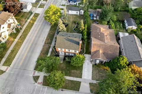 View/Area - 34805 Chestnut St, Wayne, MI 48184 photo 1 of 7