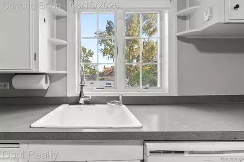 Kitchen - 34805 Chestnut St, Wayne, MI 48184 photo 3 of 3