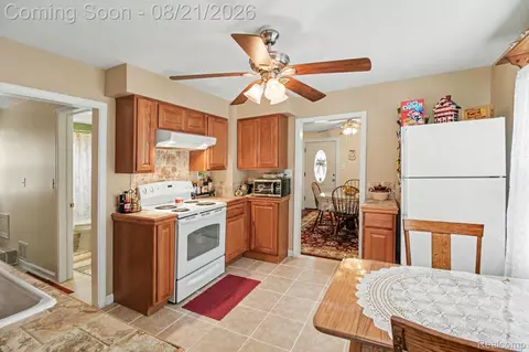Kitchen - 2136 Boldt St, Dearborn, MI 48124 photo 2 of 3