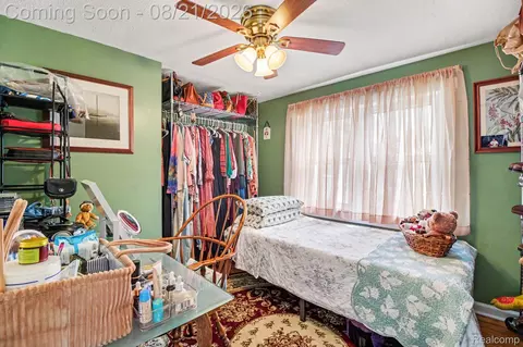 Bedroom - 2136 Boldt St, Dearborn, MI 48124 photo 3 of 3
