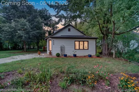 6089 Hardy Ave, Meridian, MI 48823