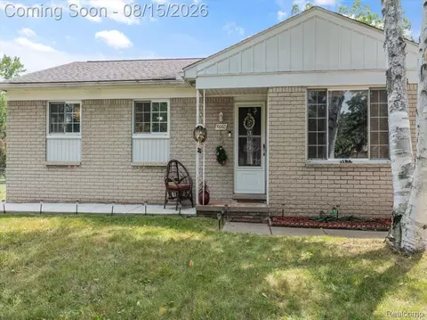 Exterior - 5660 Wright Dr, Troy, MI 48098 photo 2 of 12