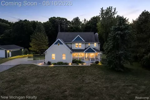 10119 Hill Rd, Swartz Creek, MI 48473