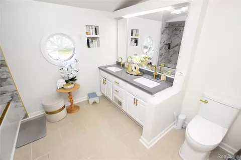 Bath - 2201 Miller Rd, Flint, MI 48503 photo 3 of 3
