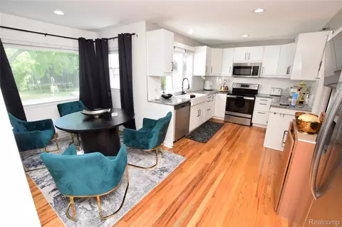 Kitchen - 2201 Miller Rd, Flint, MI 48503 photo 2 of 2