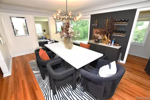 Dining - 2201 Miller Rd, Flint, MI 48503 photo 1 of 1
