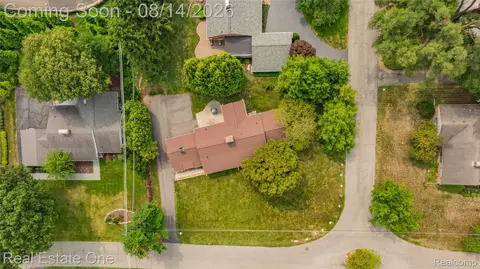 Vac Orchard Way, Bloomfield, MI 48301