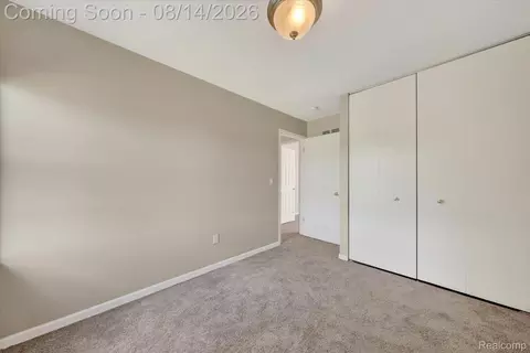 Bedroom - 2824 Roundtree Dr, Troy, MI 48083 photo 5 of 7