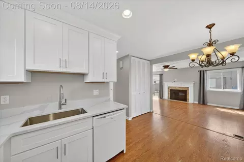 Other - 2824 Roundtree Dr, Troy, MI 48083 photo 5 of 22