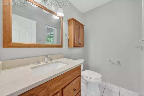Bath - 2824 Roundtree Dr, Troy, MI 48083 photo 1 of 2
