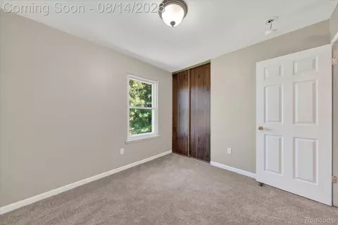 Bedroom - 2824 Roundtree Dr, Troy, MI 48083 photo 7 of 7