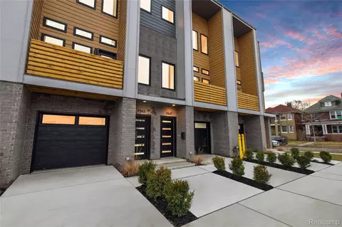 1703 Pallister #30, Detroit, MI 48206