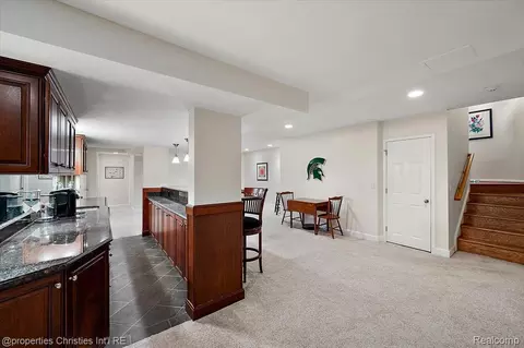 Entry Way - 3021 E Ridge Ct, Bloomfield Hills, MI 48302 photo 9 of 9