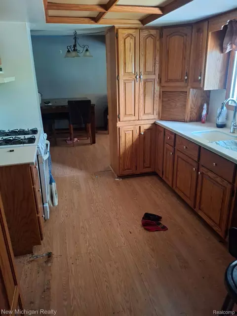 Kitchen - 2433 Willow St, Deckerville, MI 48427 photo 3 of 3