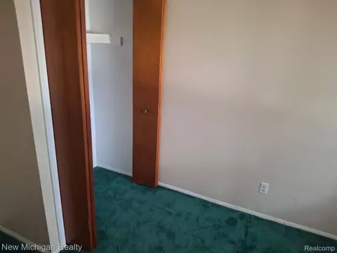 Bedroom - 2433 Willow St, Deckerville, MI 48427 photo 2 of 9