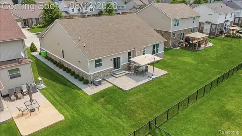 View/Area - 48327 Long Leaf Dr, Macomb, MI 48044 photo 2 of 6